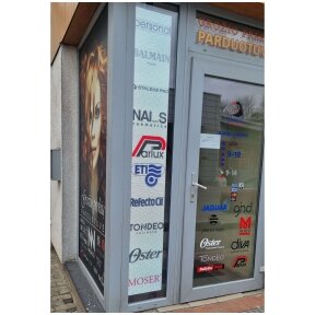 LED vidaus ekranai grožio prekių parduotuvėje