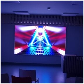 LED vidaus ekranas mokymo/kultūros įstaigoje