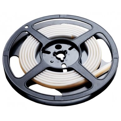 LED juostos rinkinys, 8W/m, 720Lm/m, 24V, nuotolinis valdymas, šilta balta šviesa 1 LED juostos rinkinys, 8W/m, 720Lm/m, 24V, nuotolinis valdymas, šilta balta šviesa 1