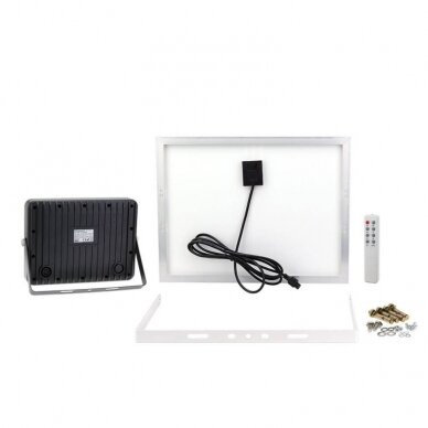 LED prožektorius, juodas, su saulės baterija, 20W, 2600Lm, šalta balta šviesa 2 LED prožektorius, juodas, su saulės baterija, 20W, 2600Lm, šalta balta šviesa 2