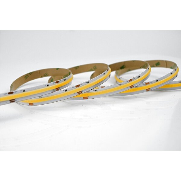 LED juosta, 8+8W/m, 650Lm/m, 24V, šilta/šalta balta šviesa 2 LED juosta, 8+8W/m, 650Lm/m, 24V, šilta/šalta balta šviesa 2