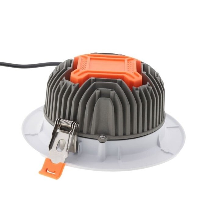 LED taškinis šviestuvas, TUV sertifikuotas, 145°, 15W, šalta balta šviesa 2 LED taškinis šviestuvas, TUV sertifikuotas, 145°, 15W, šalta balta šviesa 2