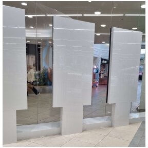 LED vidaus ekranai prekybos centro "Mega" parduotuvėje