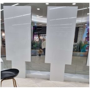 LED vidaus ekranai prekybos centro "Mega" parduotuvėje