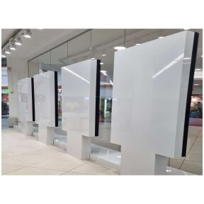 LED vidaus ekranai prekybos centro "Mega" parduotuvėje