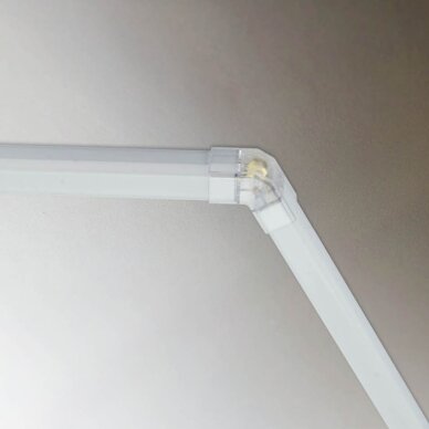 V sujungimas LED šešiakampiams šviestuvams 3